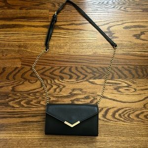 Black and gold purse